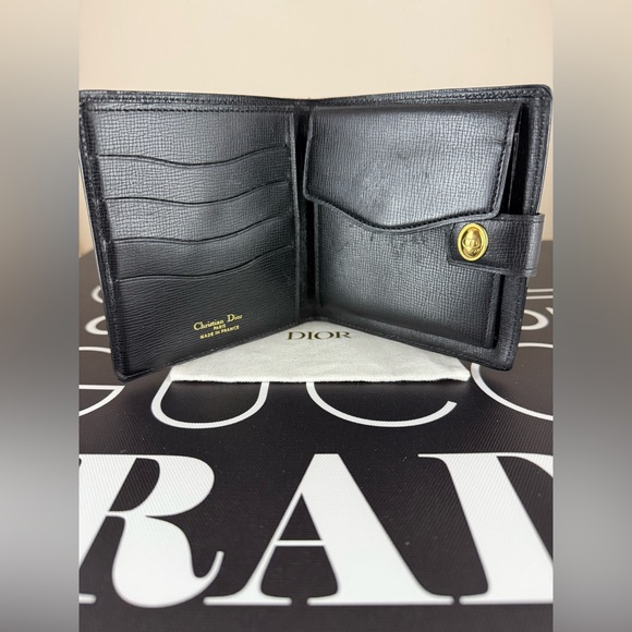 Dior. Christian Dior. Vintage bifold, black leather wallet, gold hardware. - Picture 4 of 4